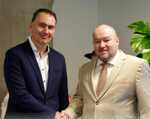 Prezident SZĽH Miroslav Šatan a minister športu Huliak.