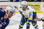 Lotyšský útočník Vitalijs Pavlovs posilnil škótsky klub Fife Flyers.