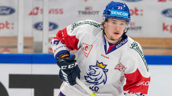 Český útočník Adam Najman.