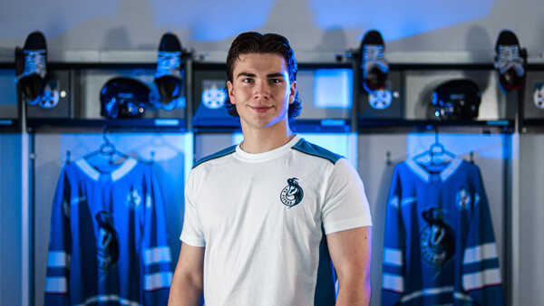 Obranca Alex Čajkovič.