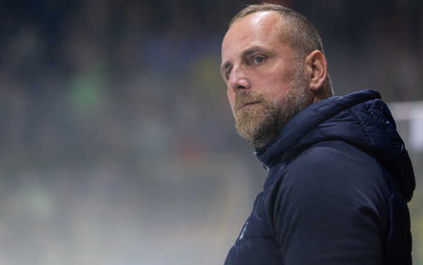 Hlavný tréner HK Nitra Andrej Kmeč.