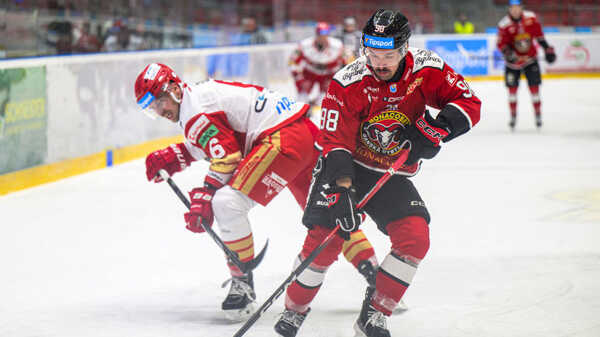 Carter Turnbull (Banská Bystrica).