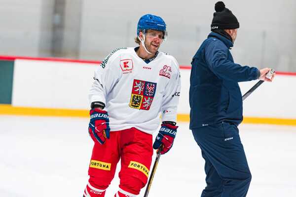 David Pastrňák na tréningu českej reprezentácie.