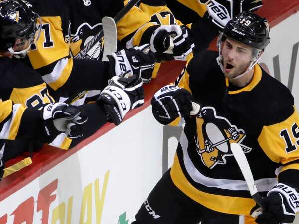 Brassard ukončil kariéru.