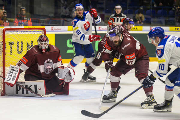 Útočník Haralds Egle v drese Lotyšska.