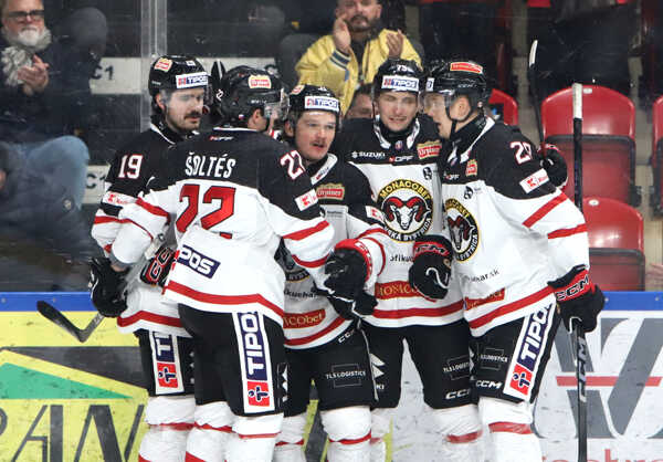 Gólová radosť hokejistov HC MONACObet Banská Bystrica.