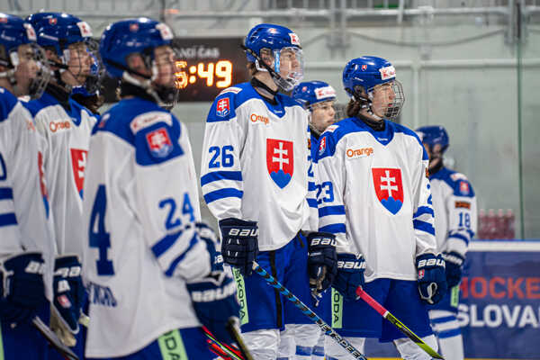 Hráči slovenskej reprezentácie do 18 rokov.