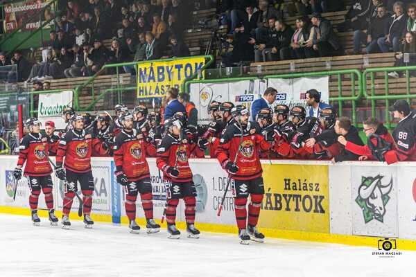 Hokejisti HC MONACObet Banská Bystrica.