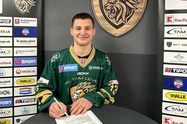 Teltsov bude hrať za Levice.