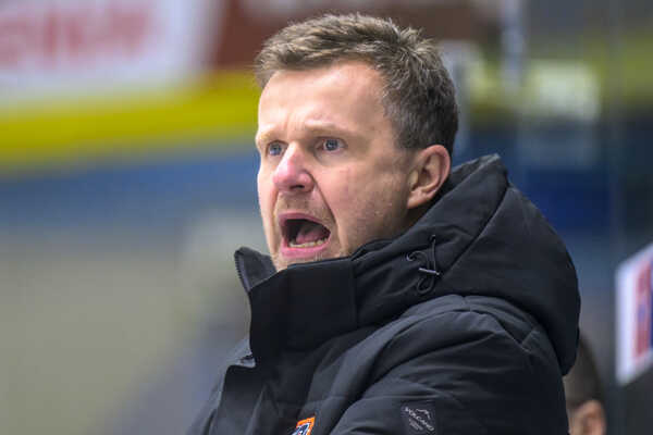 Tréner Juraj Faith.