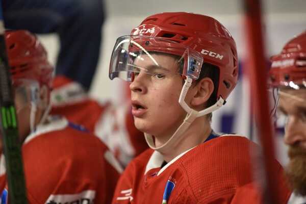 Poľský útočník Kamil Walega.