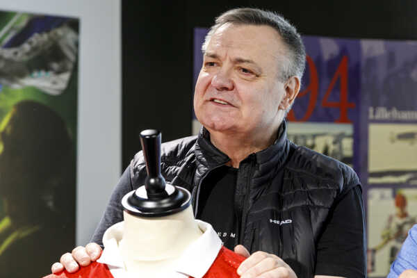 Legendárny slovenský hokejista Dárius Rusnák.