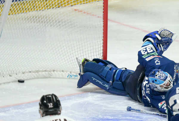 Nitriansky brankár Libor Kašík.