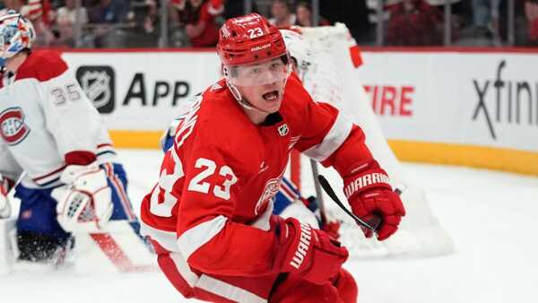 Lucas Raymond (Detroit).