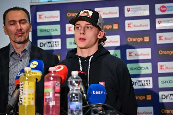 Obranca Luka Radivojevič.