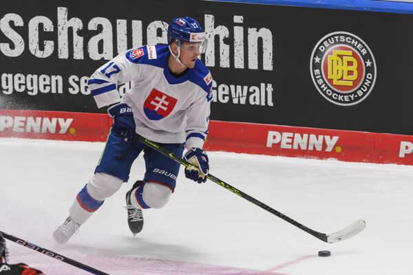 Matej Kašlík (Slovensko) počas prípravného hokejového zápasu Nemecko - Slovensko.