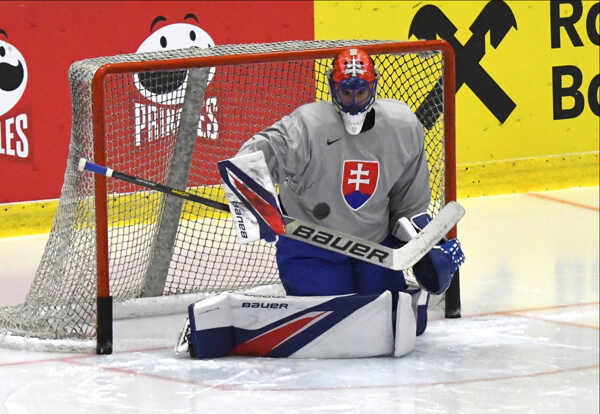 Matej Tomek v drese slovenskej reprezentácie.