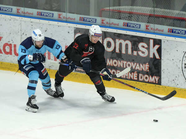 Michal Krištof v drese HK Nitra.