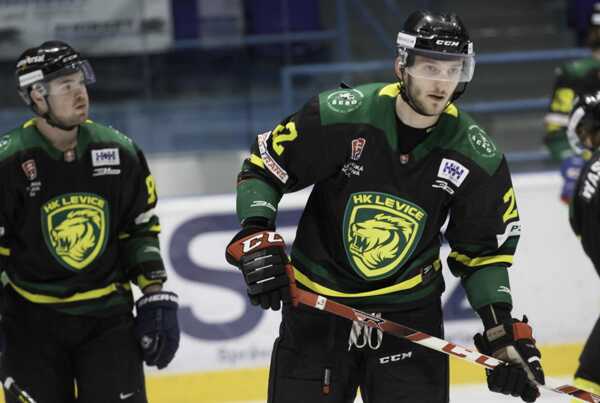 Útočník Michal Matoušek prichádza do Detvy.