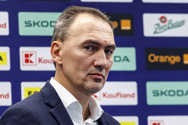 Miroslav Šatan zostáva na čele Slovenského zväzu ľadového hokeja (SZĽH).