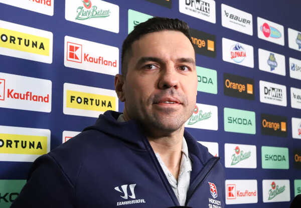 Tréner slovenskej reprezentácie Peter Frühauf.