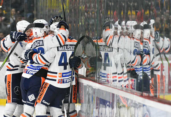 Radosť hráčov tímu Dukla Michalovce.