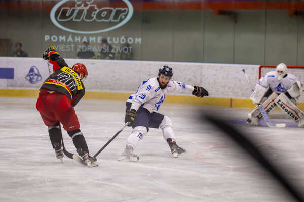 Kadlečík v drese Martina.