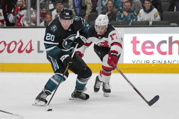 Šimon Nemec (vpravo) v noci nehral.