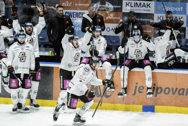 Šimon Petráš sa teší z víťazného gólu.