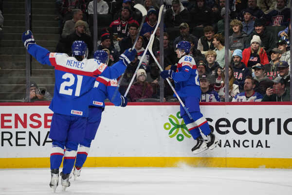 Slovenská hokejová reprezentácia do 20 rokov na MS v USA.