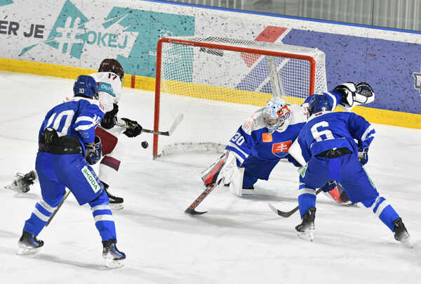 Sprava Tomáš Vajko (Slovensko), Samuel Hrenák (Slovensko), Gustavs Spigulis (Loyšsko) a Samuel Murin (Slovensko).