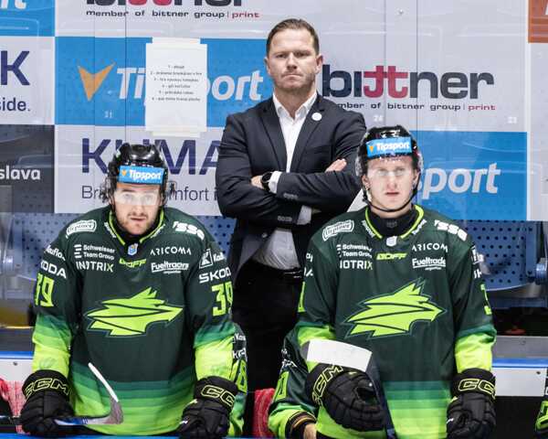 Tréner tímu Vlci Žilina Milan Bartovič.