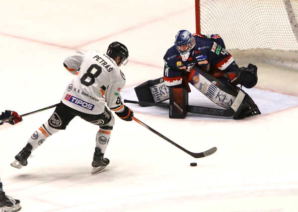 Útočník Košíc Šimon Petráš.