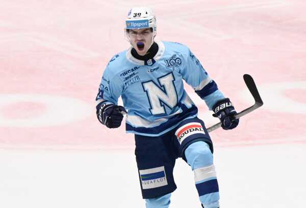 Útočník Nitry Jakub Lacka.