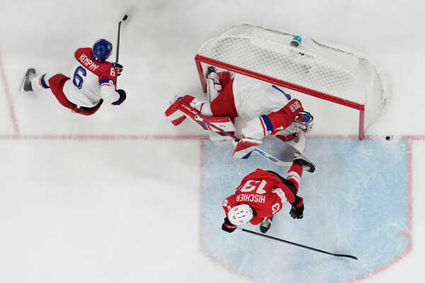 Záber zo zápasu Česko - Švajčiarsko na ZOH 2026.