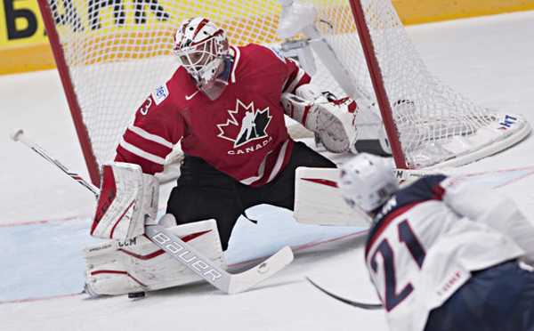 Útočník Dylan Larkin.
